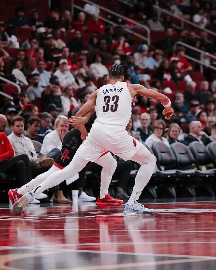 乐透秀, uiB, 肋骨骨折和